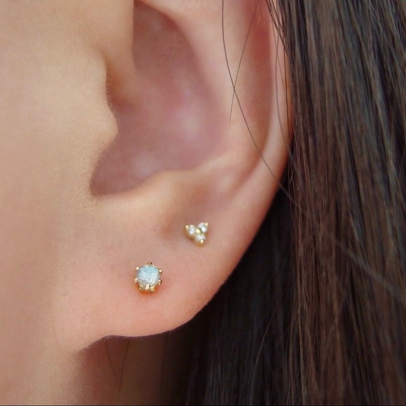 3mm labradorite stud earrings 14k GF - Picture 2 of 11